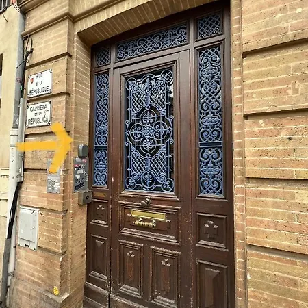 : équipé Au Cœur De St-cyprien *